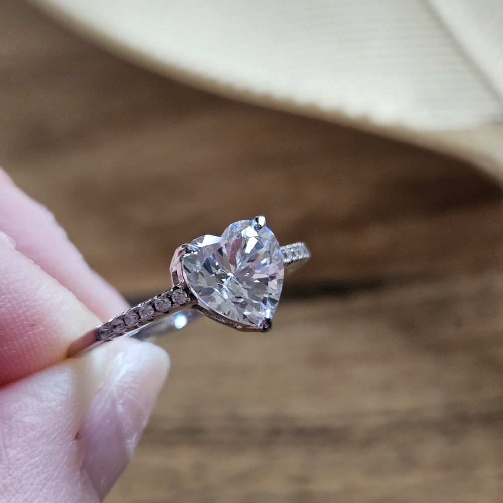 Elegant Heart-Shaped Silver Ring with Sparkling Stone
